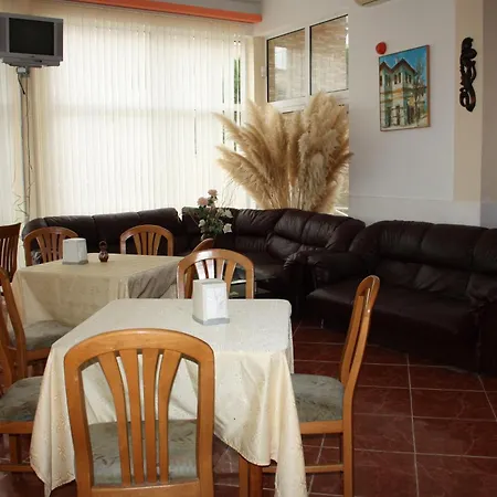 Iris スヴェティ・ヴラス