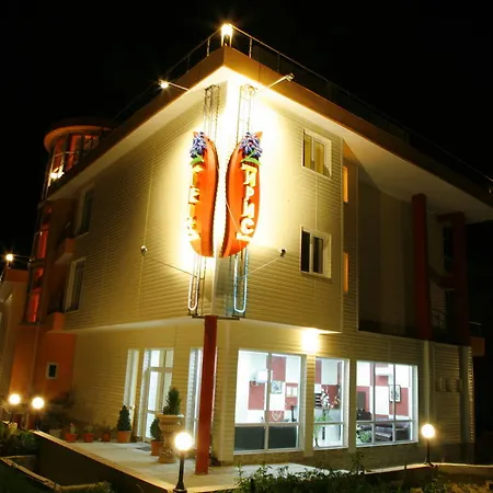 Hotel Iris